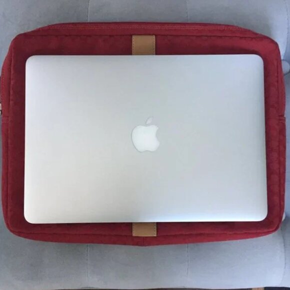 Coach Voyager Signature Red Laptop Sleeve - Picture 6 of 11